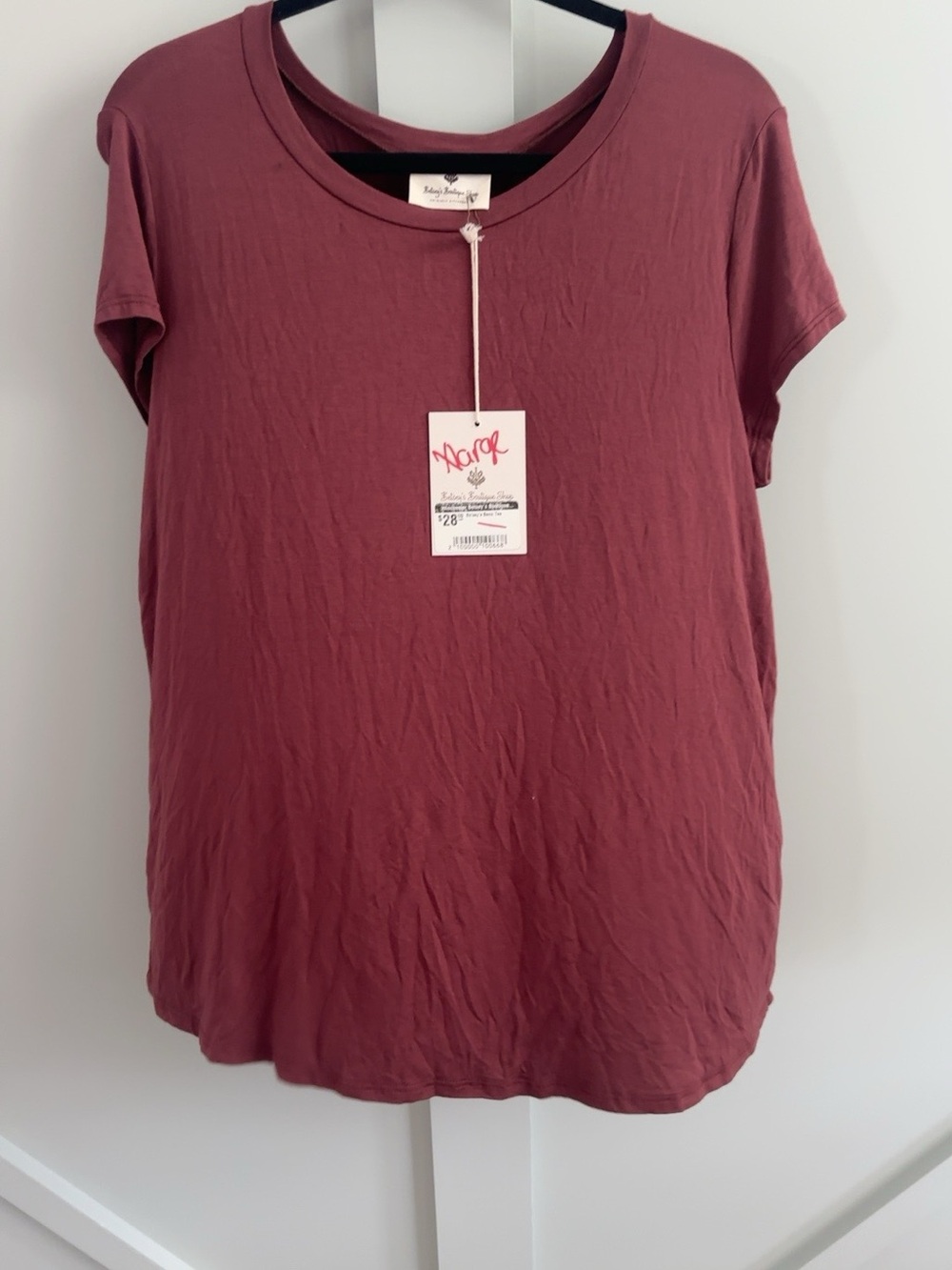 NWT Betsy’s Boutique Les Amis Rust Burgundy Basic Tee XL Made in USA